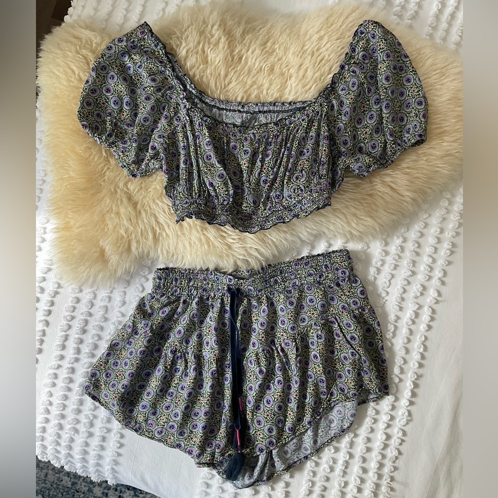 ANTHROPOLOGIE MATCHING SET